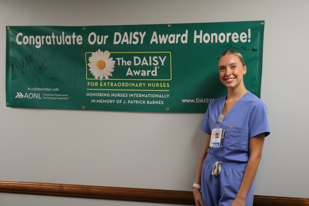 Highpoint Health - Sumner Honors Kyla Donley, RN, with DAISY Award for Extraordinary Compassion